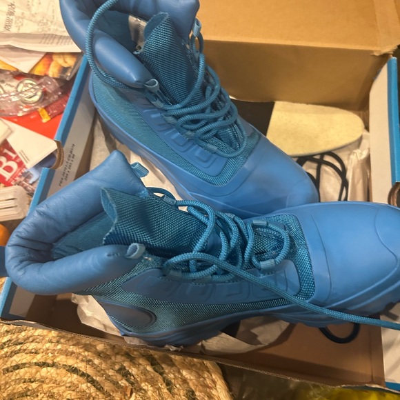 Converse
x AMBUSH Chuck Taylor All-Star duck boots 5.5 women’s 3.5 men’s NWB - Picture 8 of 10